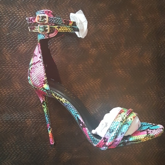 💜Colorful high heel sandal💜Less than wholesale - Picture 3 of 4